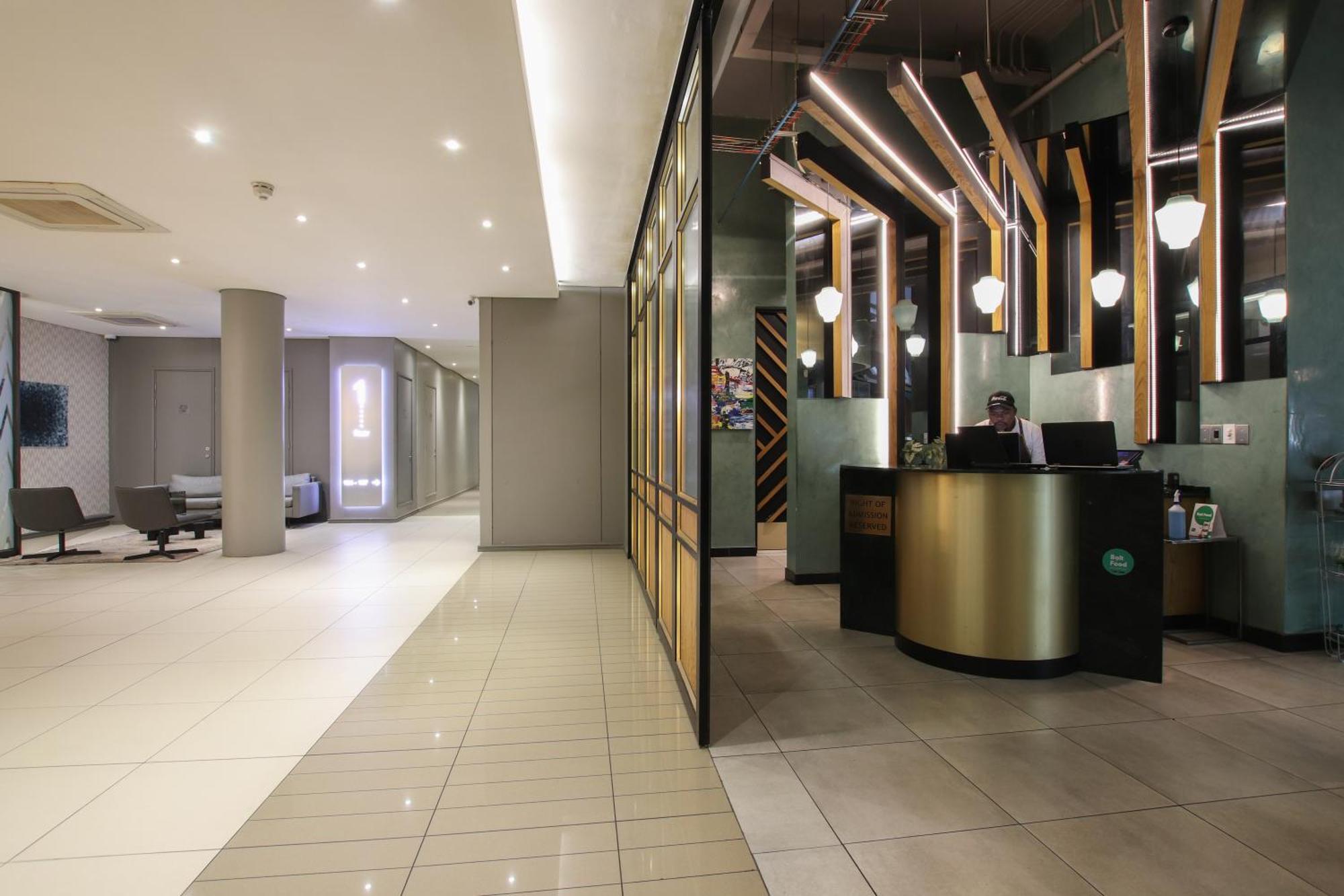 Cgrsa Apartments Sandton Johannesburg Exteriör bild