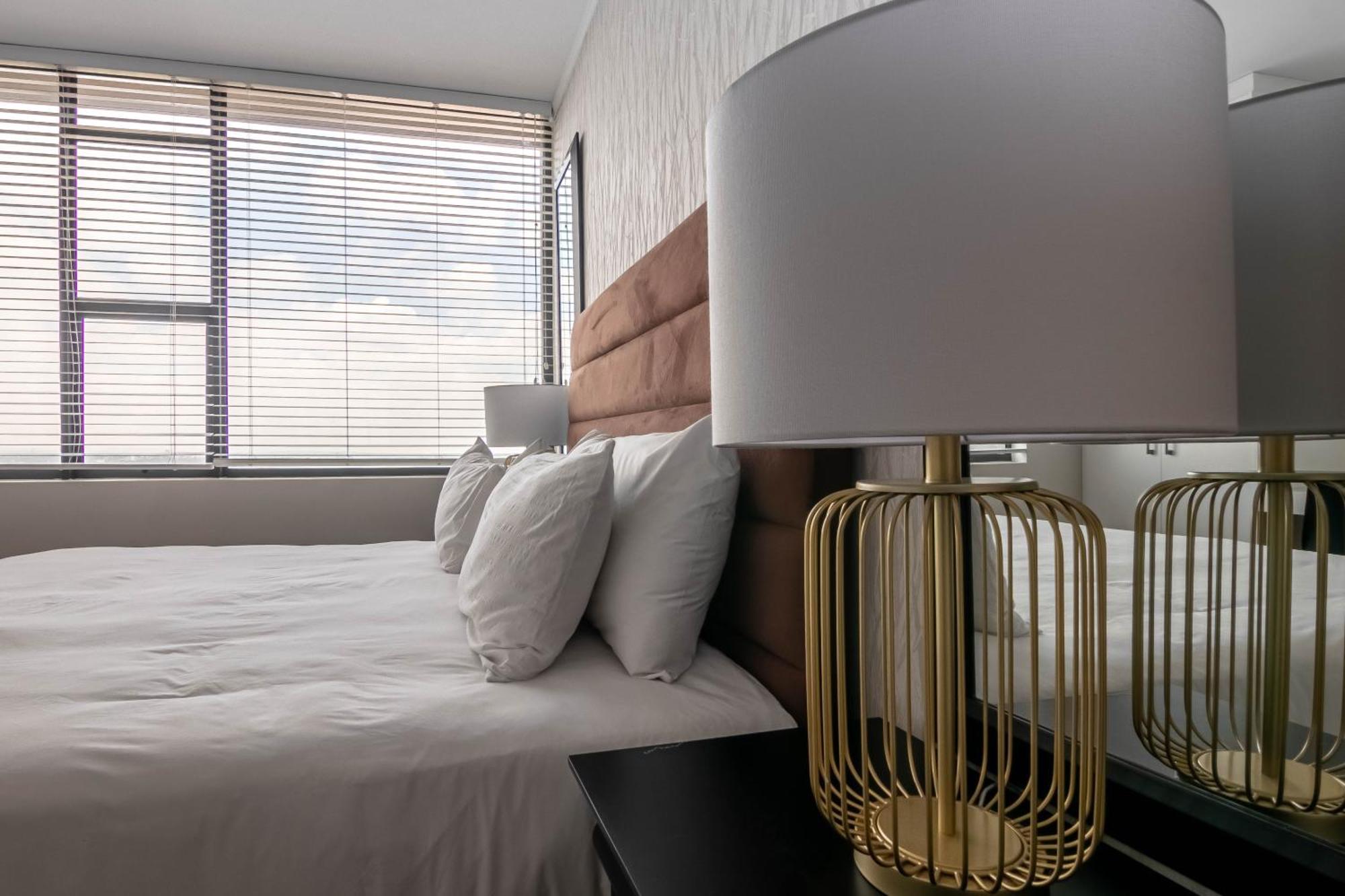 Cgrsa Apartments Sandton Johannesburg Rum bild